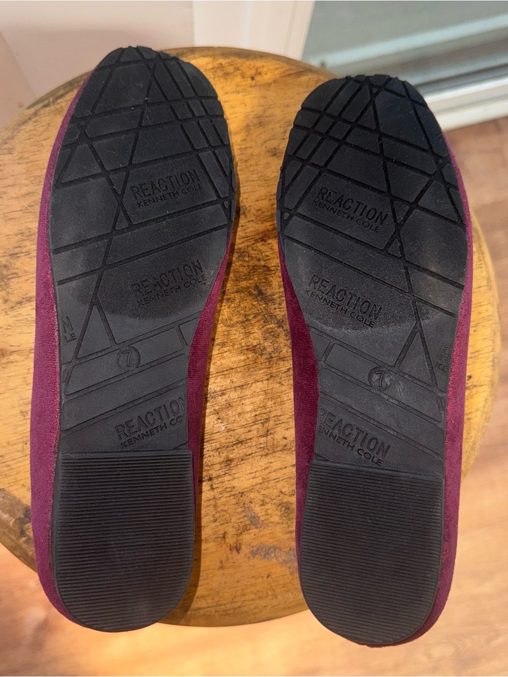 Kenneth Cole Reaction Elstree Jewel Ballet Flats Women 7 Burgundy Rhinestone NWT - Picture 15 of 16